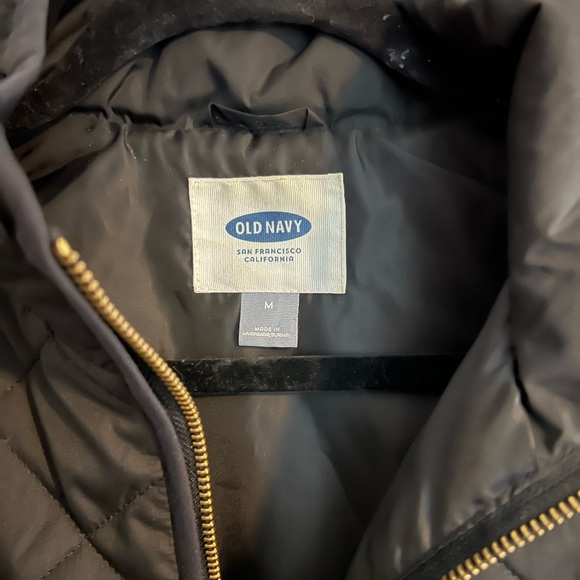 Women’s Black Quilted Vest, Black with Gold Hardware, Size Medium - Picture 2 of 3